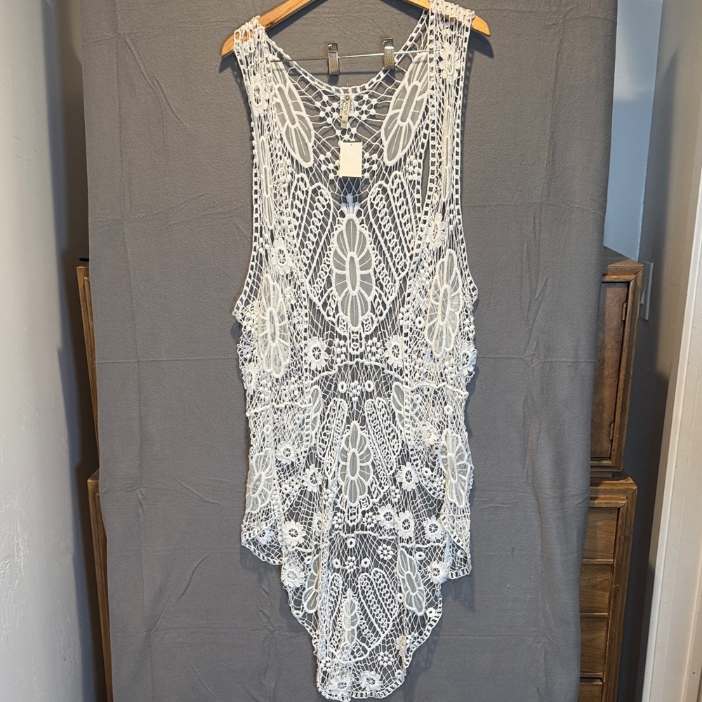 NWT XCVI White Crochet Vest